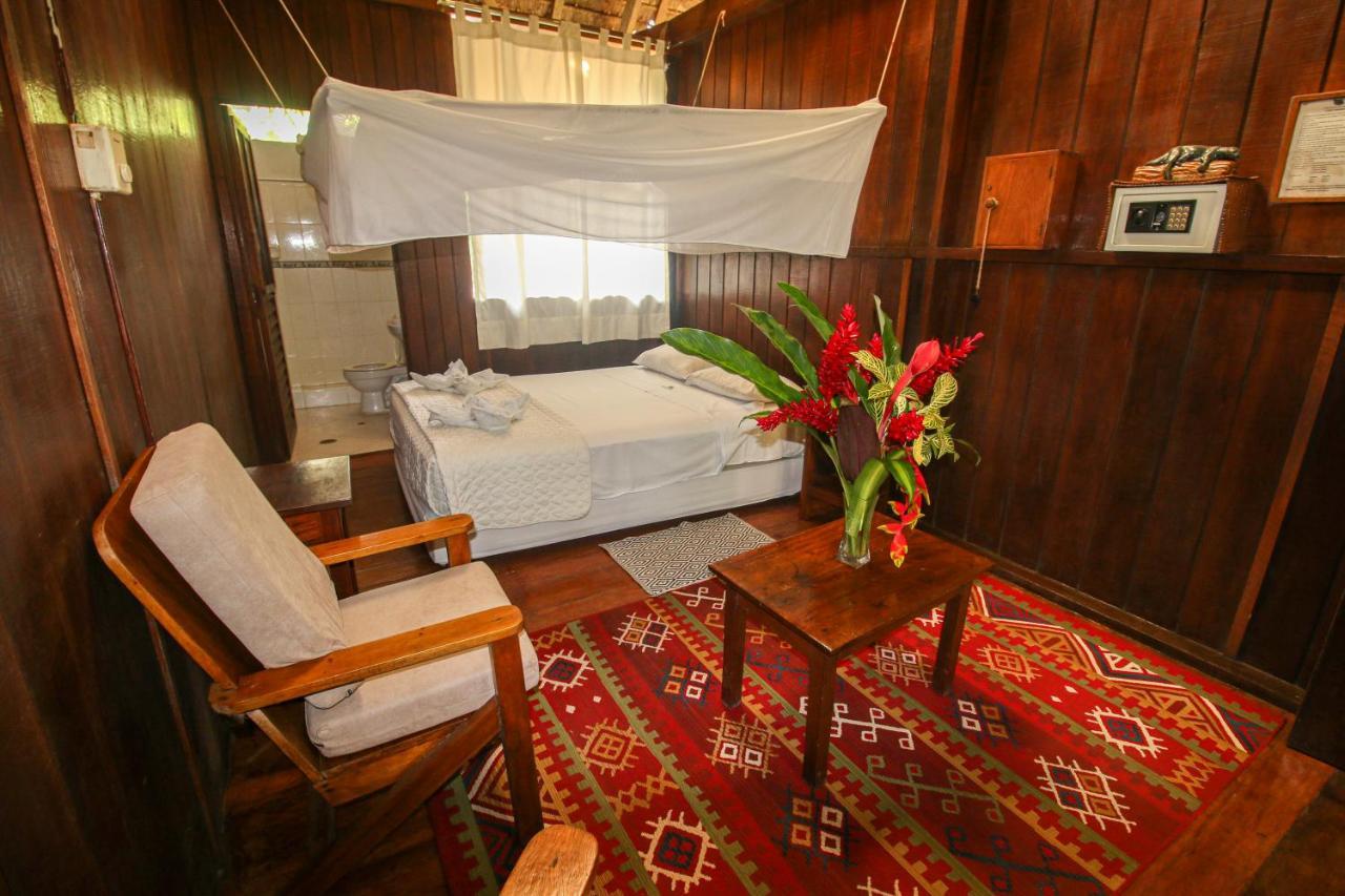 Sandoval Lake Lodge Puerto Maldonado Exterior foto